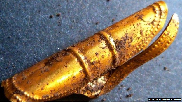 School children unearth 4000 gold artefact