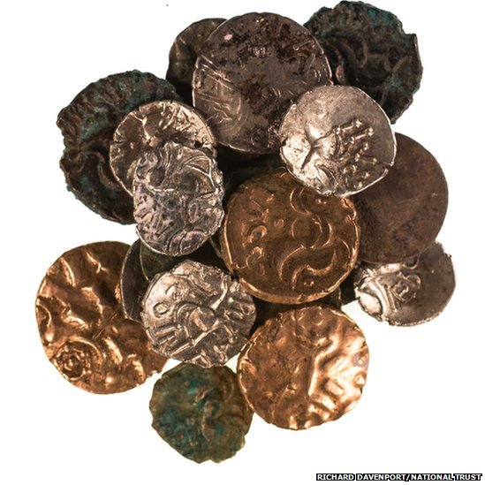 iron Age , roman coins hoard