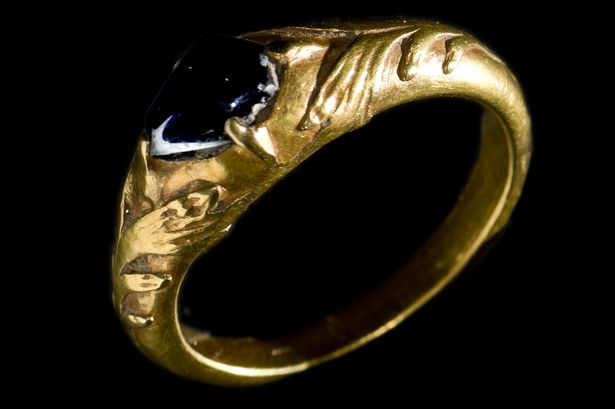 Medieval  gold ring treasure trove